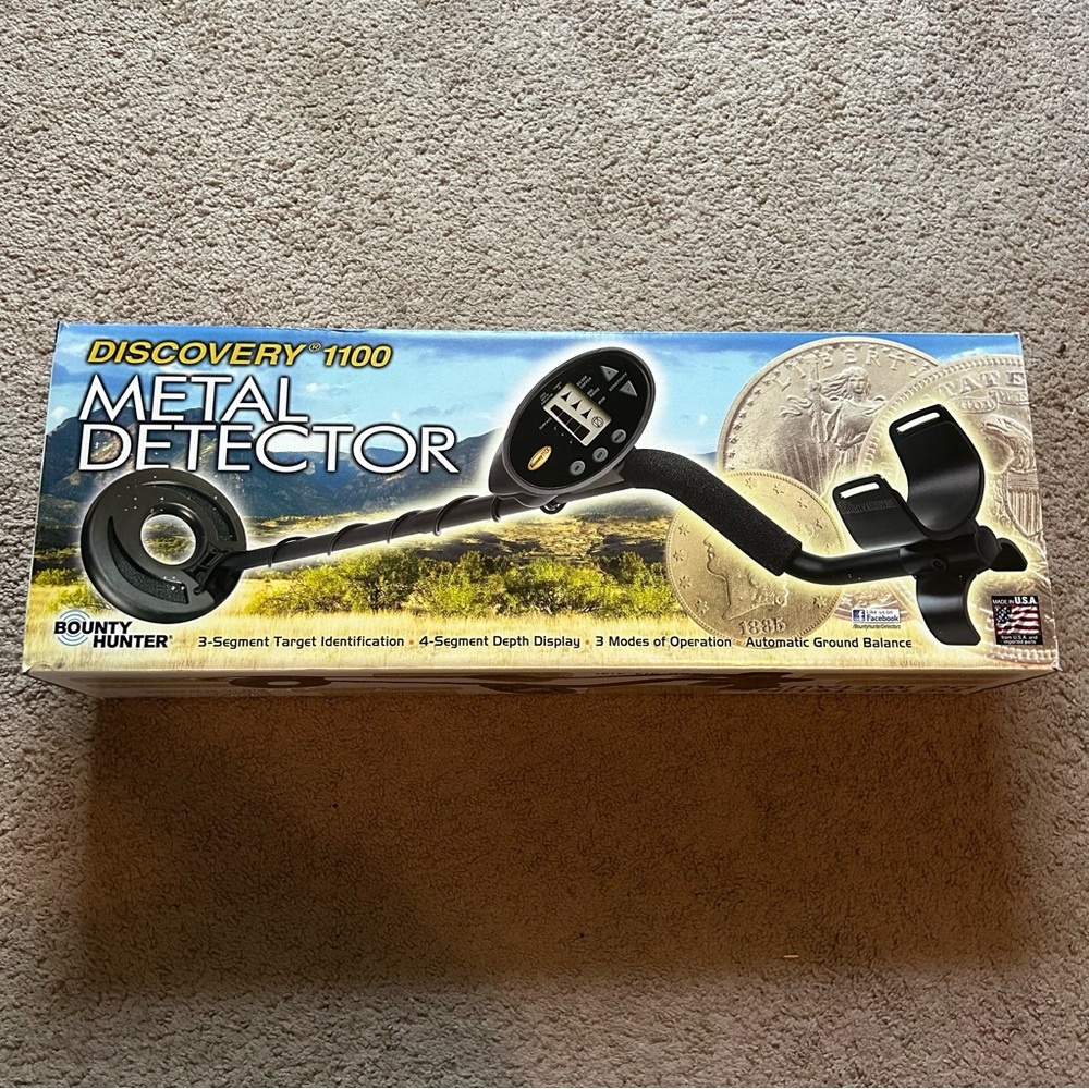 NEW IN BOX Bounty Hunter Discovery 1100 Metal Detector